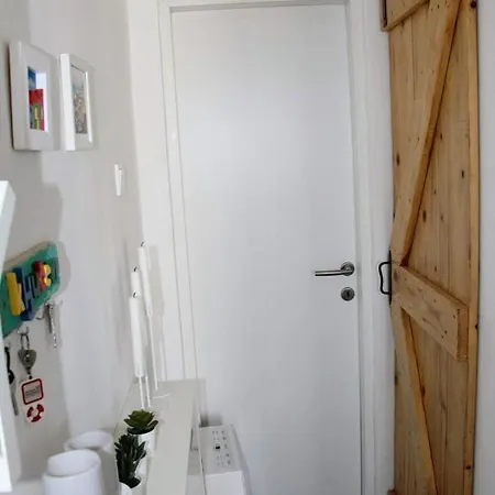 Casa Poquita Vis