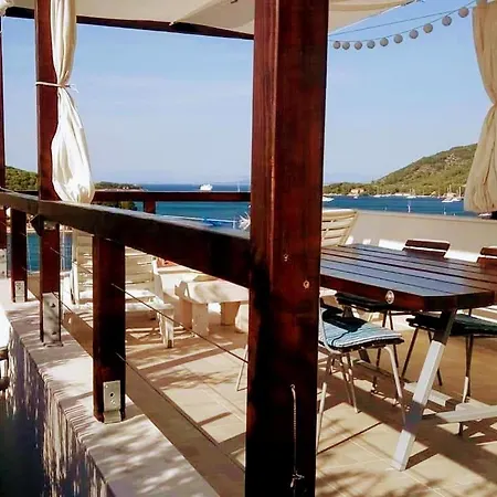 Casa Poquita Vis